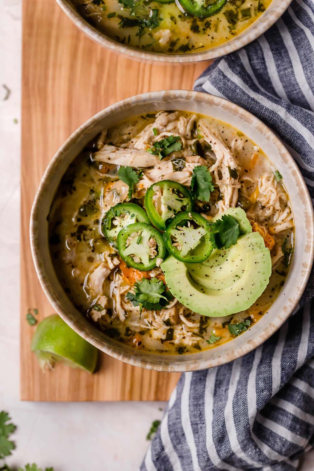 Healthy Whole30 White Chicken Chili: Flavorful & Filling Recipe